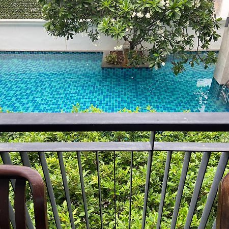 Yotaka Bangkok Hotel Екстер'єр фото
