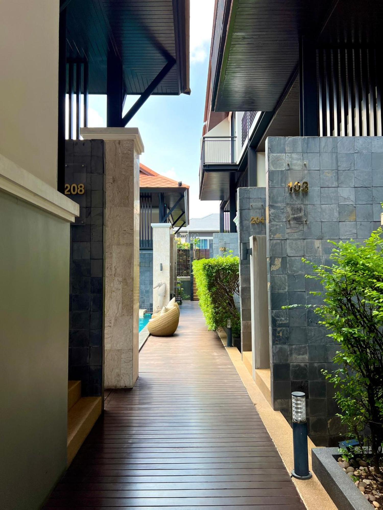 Yotaka Bangkok Hotel Екстер'єр фото