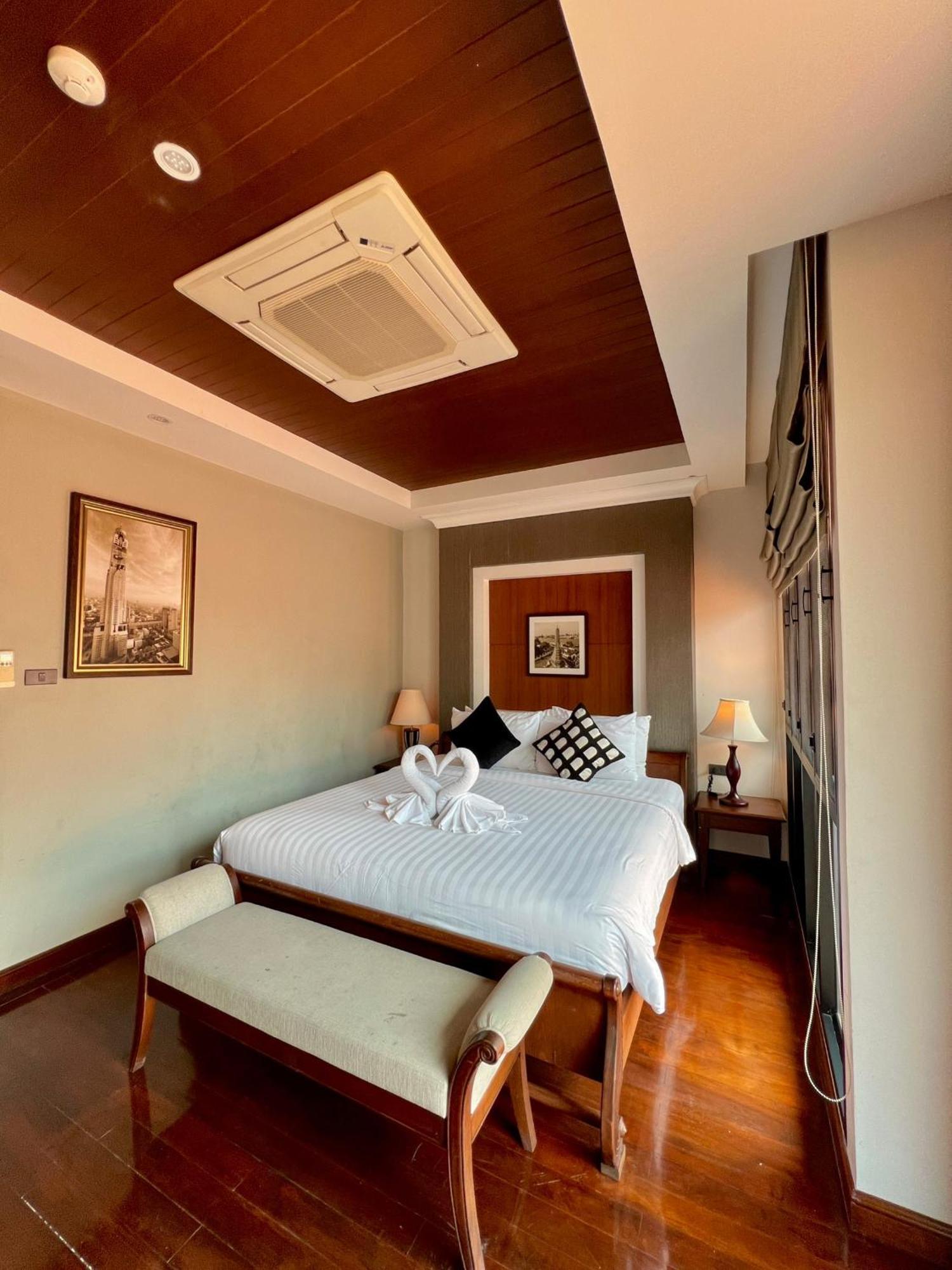 Yotaka Bangkok Hotel Екстер'єр фото